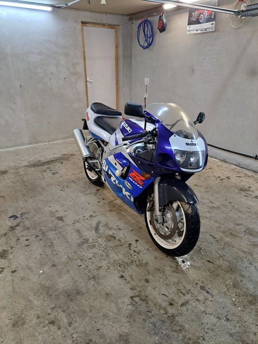Suzuki gsx r 600