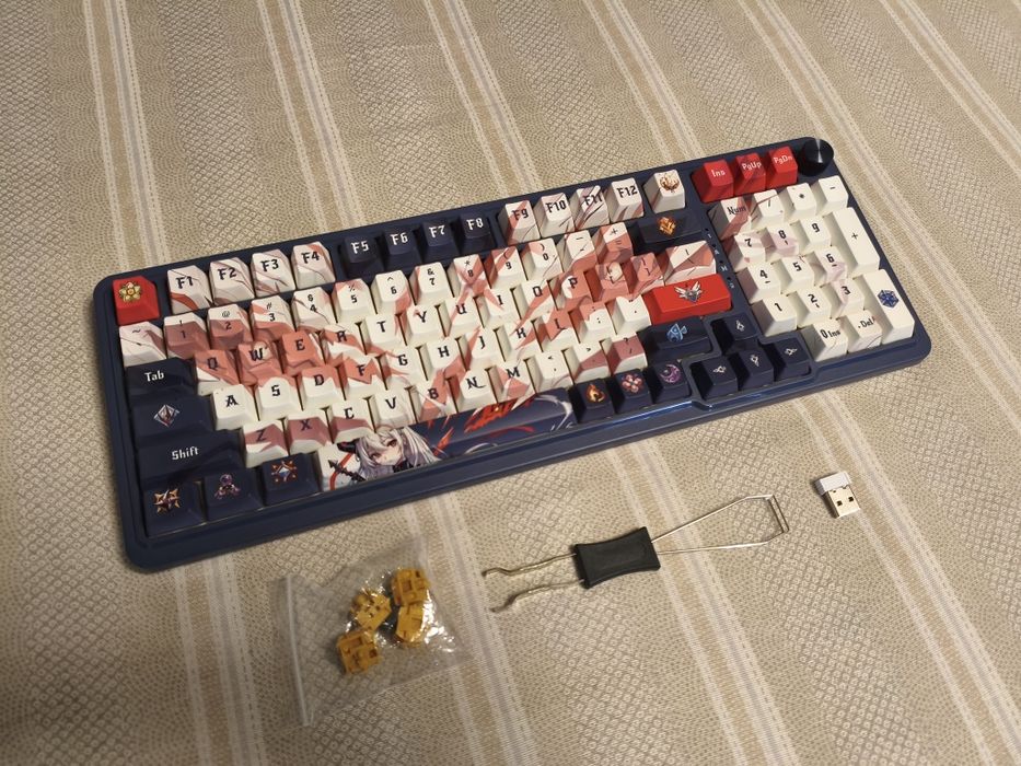 Vând tastatură Redragon K686AK-RGB-PRO