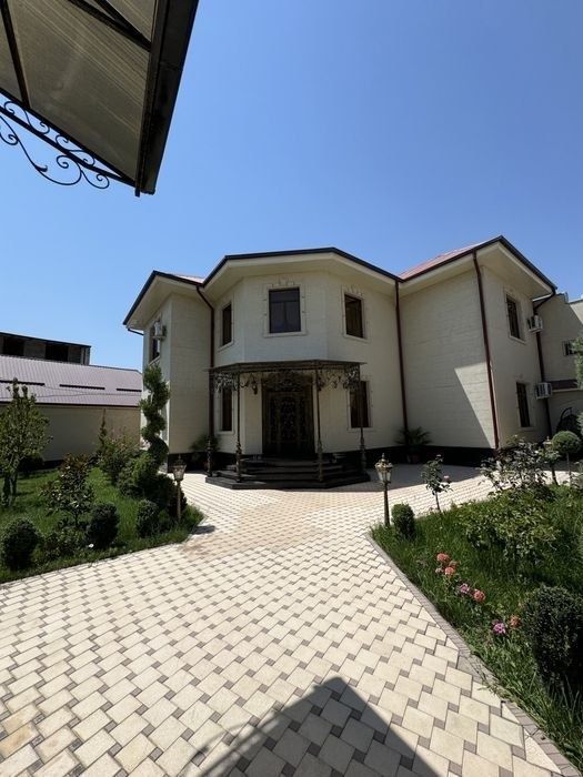 Продаётся евро дом Мирзо-Улугбекский район