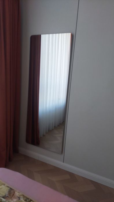 Продам зеркало с подсветкой