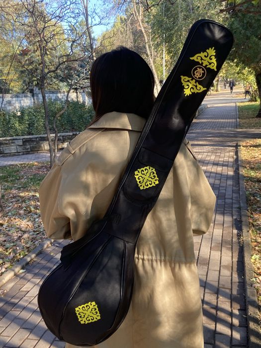 Домбыра Детский Чехолымен ТЕГІН ЖЕТКІЗУ