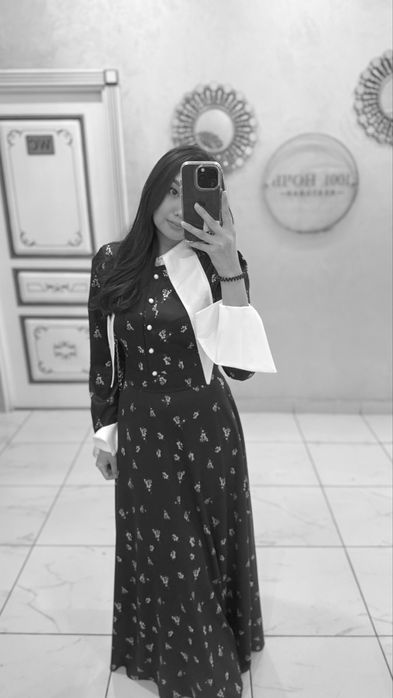 Красивое длинное платье!