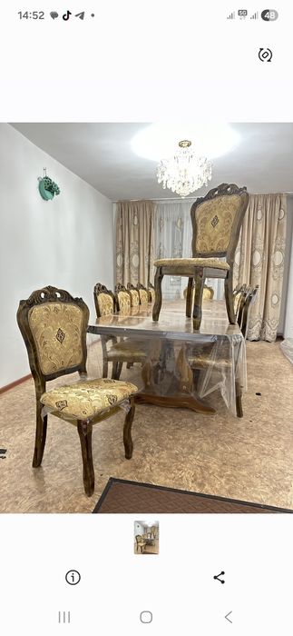 Стол и 12  стулья