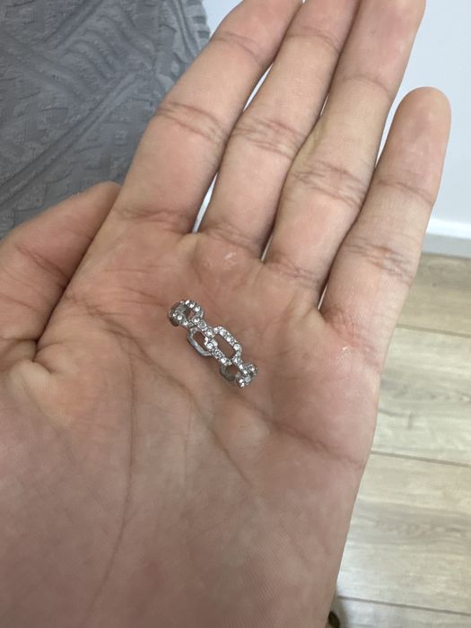 продаю кольца в отличном состоянии