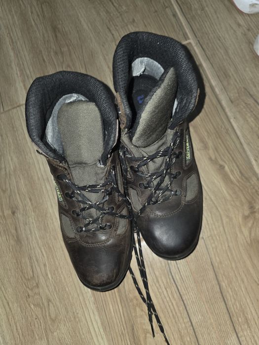 Ghete mărimea 41