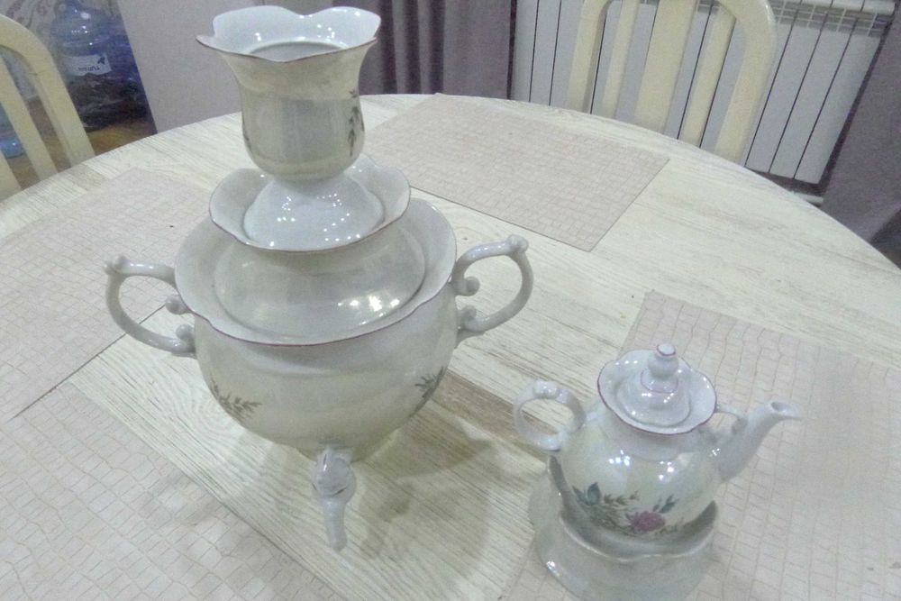 самовар фарфоровый и сервизы