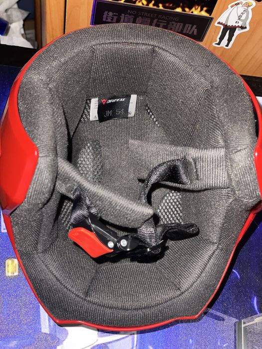 Детска ски каска със ски очила