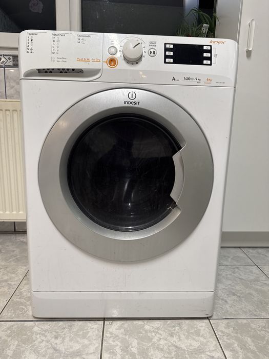 Masina de spalat si de uscat indesit