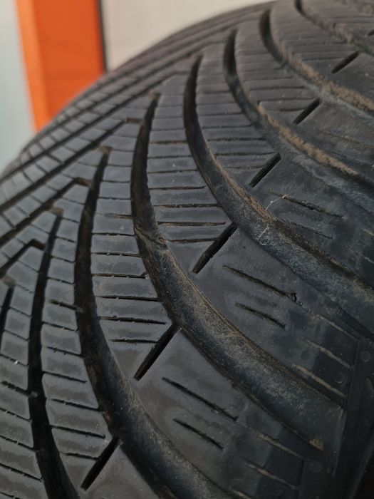 Всесезонни гуми 4 броя KUMHO Solus4S HA32 205 60 R16 дот 3424