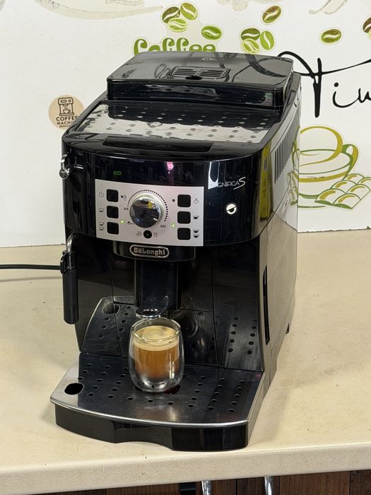 Кафемашина кафе автомат delonghi magnifica S с гаранция