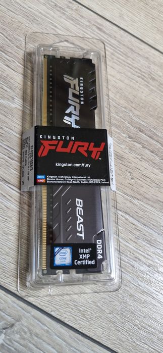 8GB DDR4 3200 MHz Kingston FURY BEAST
CT2000BX500SSD1

Капацитет: 2 000 GB (2TB)
Външен/ вътрешен: Internal
Скорост на четене, MB/s Up to 540 MB/s
Ск