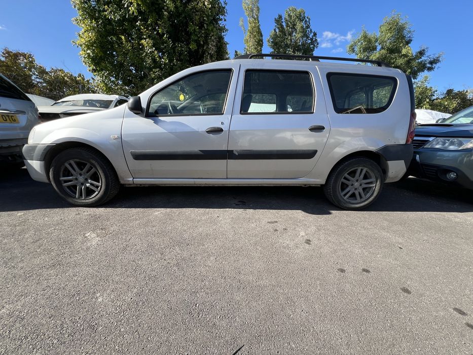 Dacia Logan 1.5 DCI на части