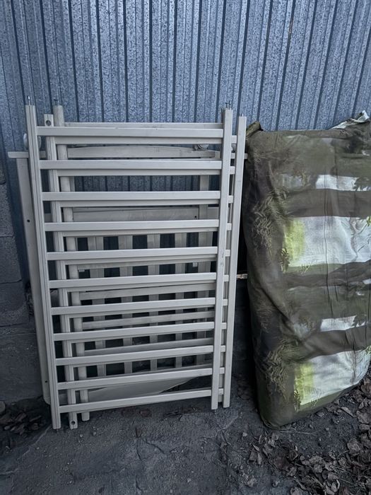 Детская кровать манеж