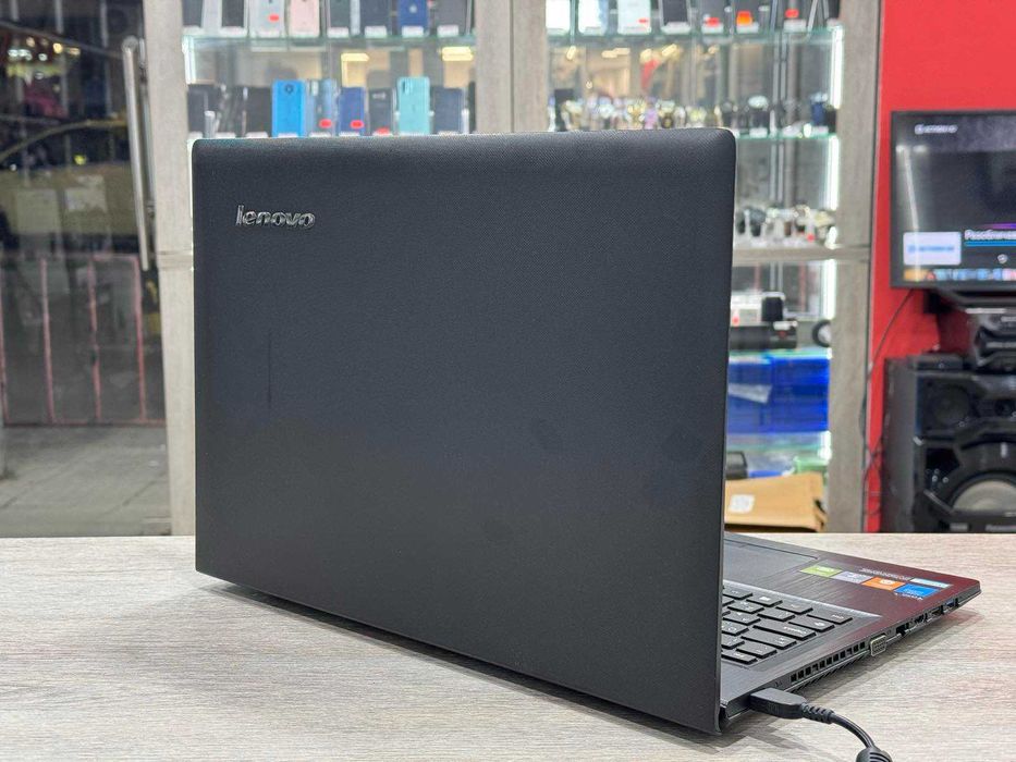 Лаптоп Lenovo G50-30 / 4GB RAM / 1TB
