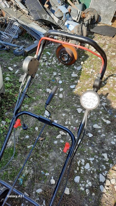 СНИГОРИН на ток. Работещ