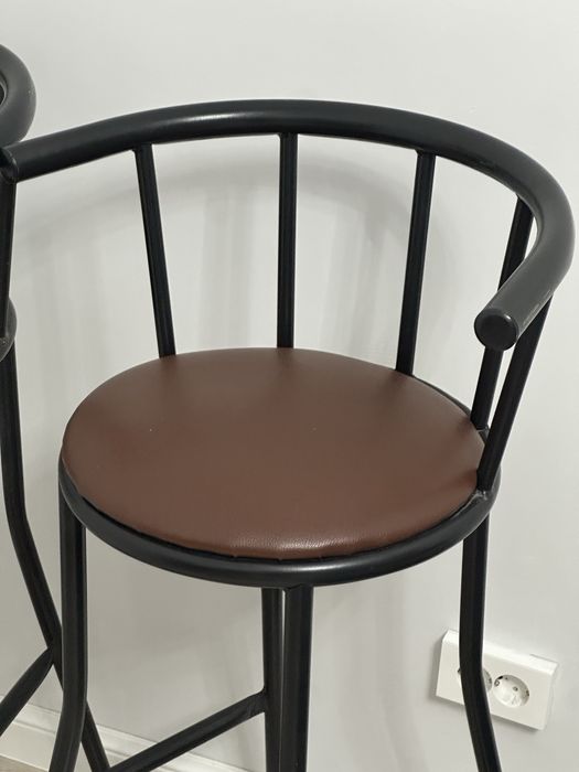 Барные стулья, продам срочно!