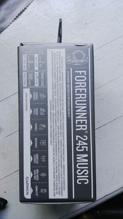 Garmin Forerunner 245 music