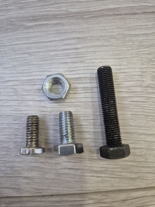 Болт 7мм, 8 мм и 8мм