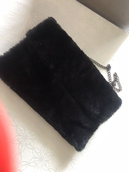 Чанта pinko невероятнив бяло и пепел от рози,черно синьо и циклсмено