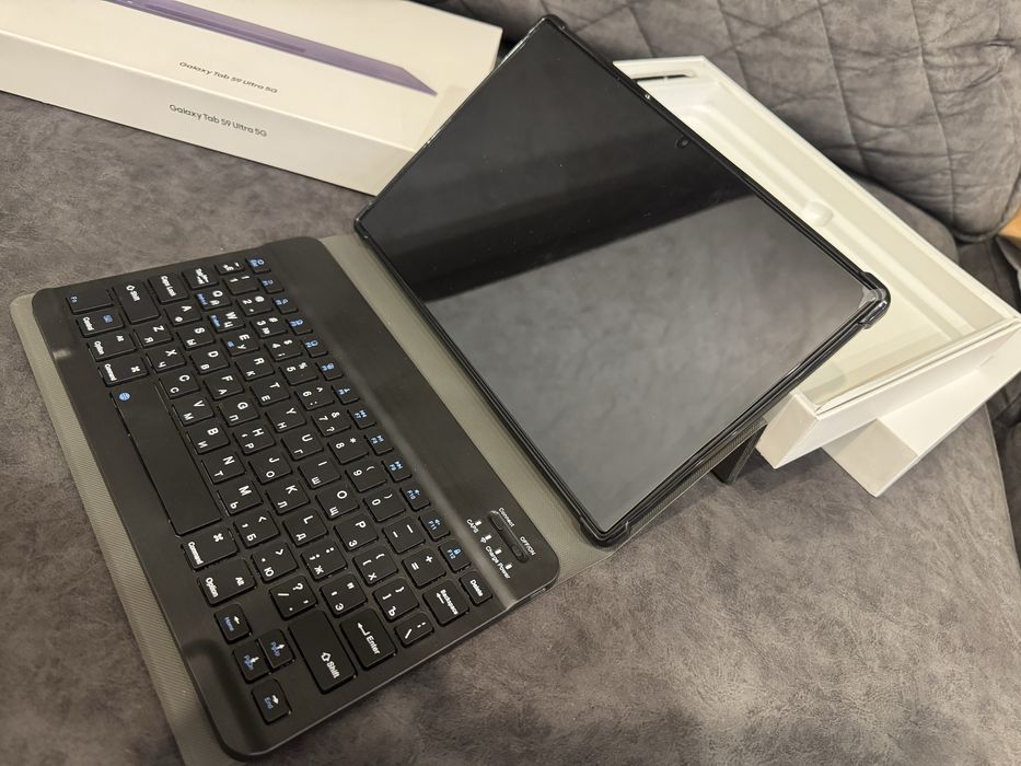 Планшет Galaxy Tab9