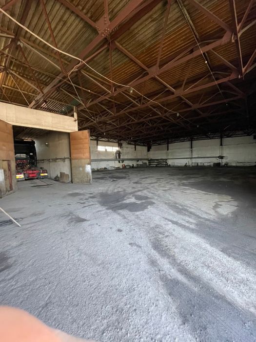 Сдаётся в аренду бокс 1000м2