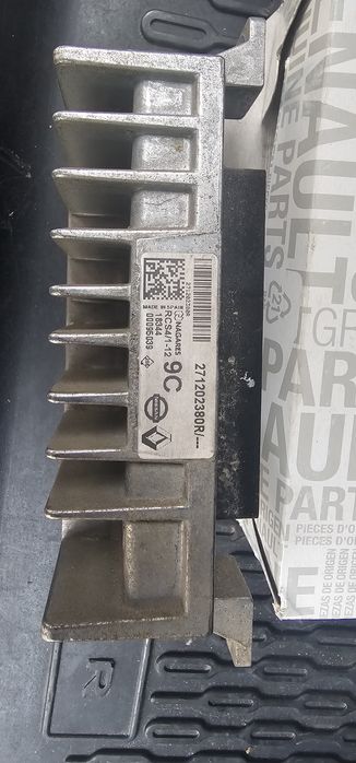 Releu bujii  Dacia Duster 271202380R