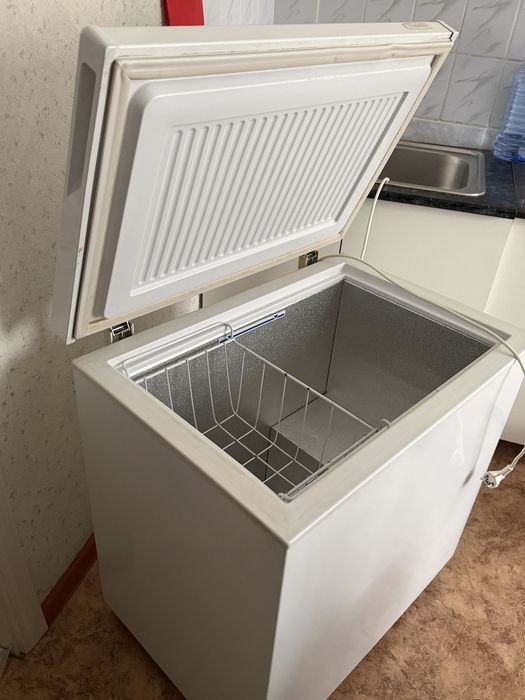 Морозильник 75смх52