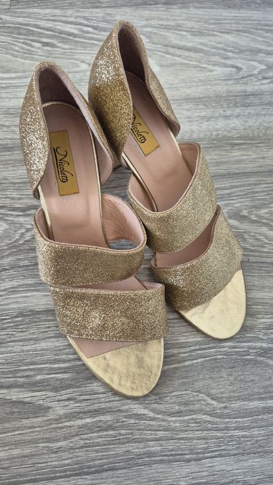 Sandale aurii 38 sau 38.5 Noi piele