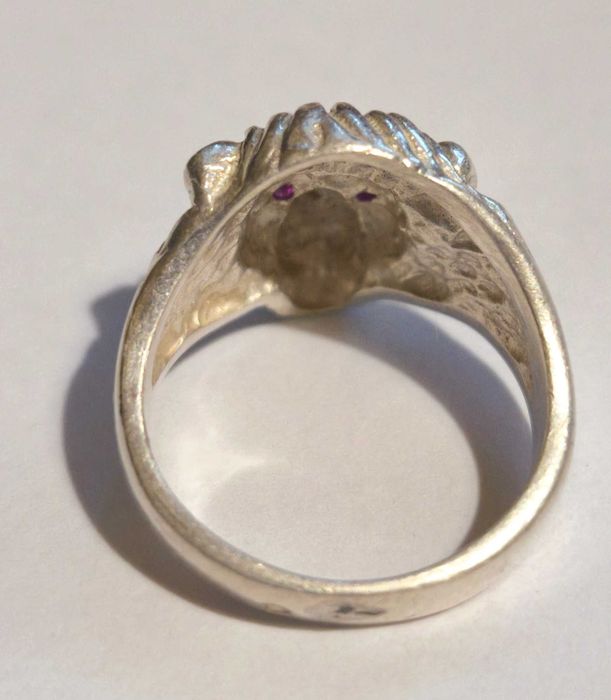 Сребърни бижута, Брошка и Пръстен