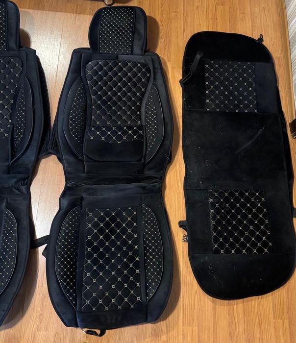 Продам чехлы универсальные