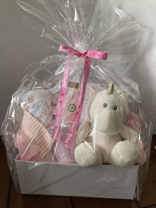 Coșuri cadou pentru bebeluș