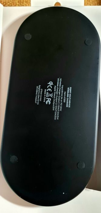 Безжично зарядно за телефон часовник и слушалки