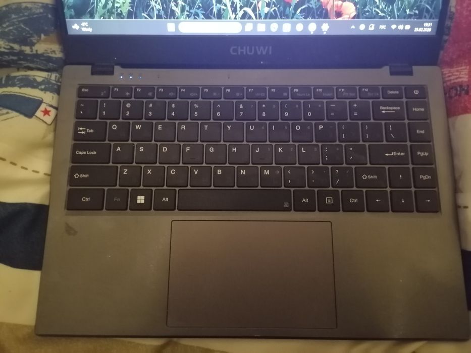 Ноутбук срочно продам