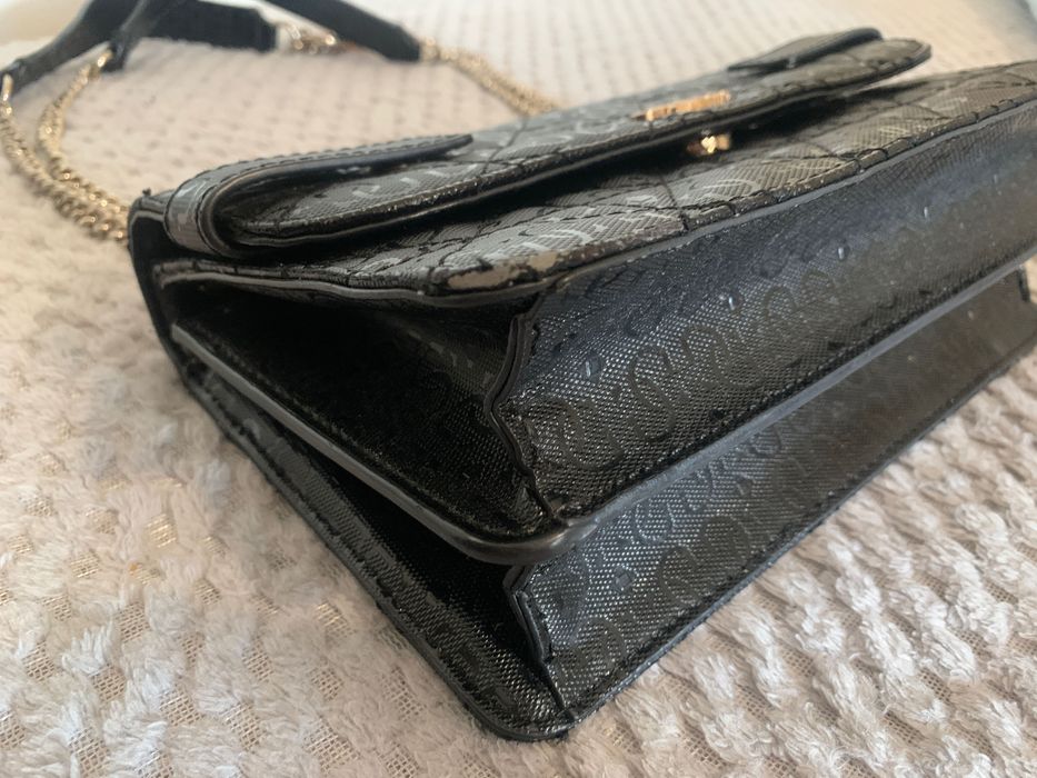 Guess оригинална чанта
