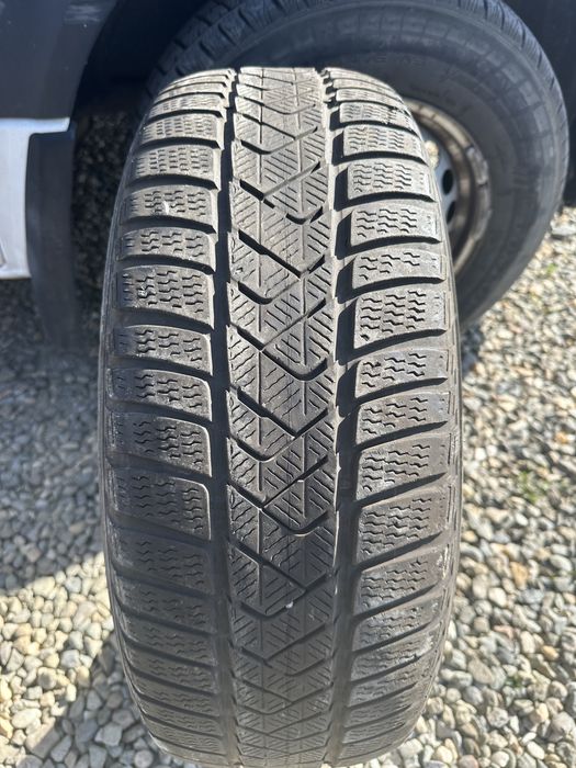 4 Anvelope M+S 225 50 18 RunFlat Continental + Pirelli