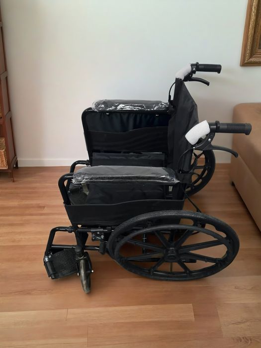 Инвалидная коляска