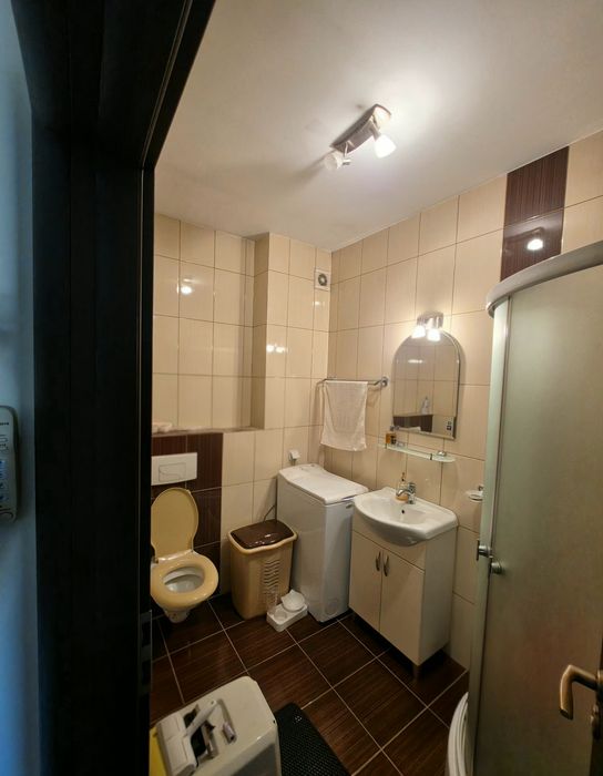 Apartament cu 3 camere in apropierea Centrului Vechi