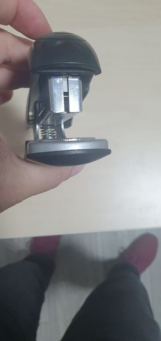Capsator hârtie birou