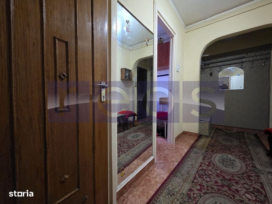 Vanzare 3 Camere -Semidecomandat - Brancoveanu
