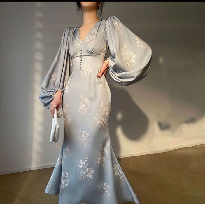 Продам новое платье