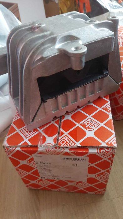 Окачване, двигател FEBI BILSTEIN 23018, дясно, Гумено-метален лагер