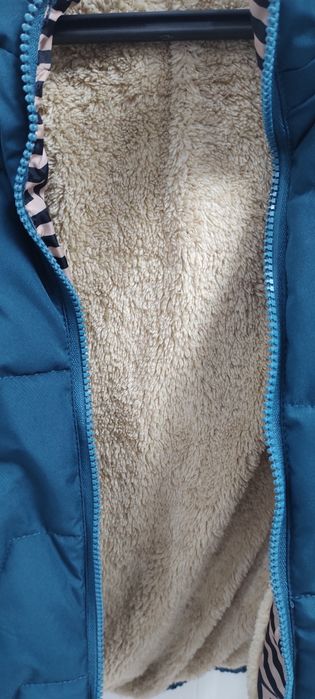 Продам новую куртку