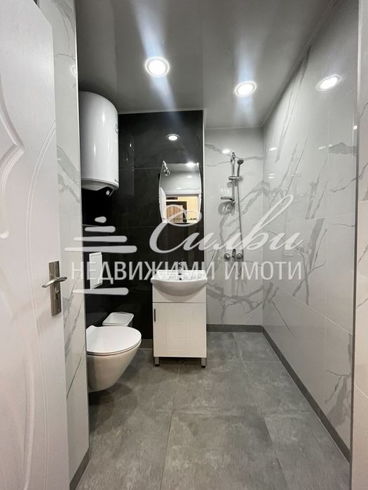 Дава се под наем Двустаен апартамент в Шумен, Пазара - 59 кв.м за 306 € - Снимка #8