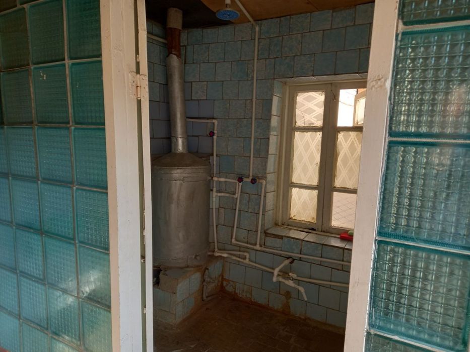 Срочно продаётся дом 4 сотки,8 марта мечеть,Лахути