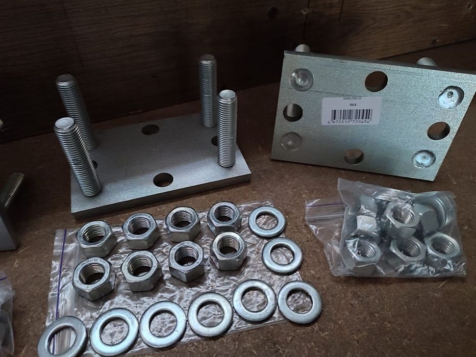 Консоли для откатных ворот.