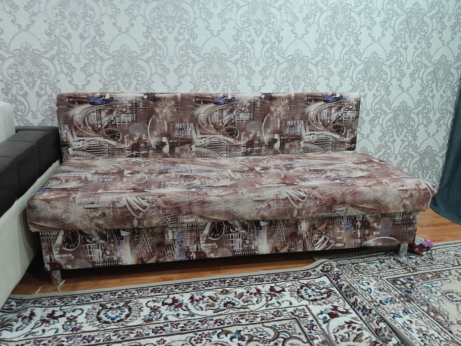 Тахта отдам даром