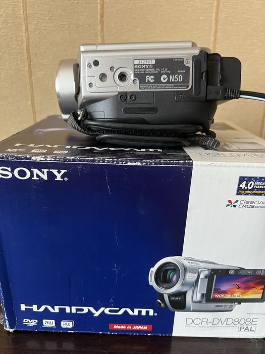 Продам видеокамеру в отличном состоянии