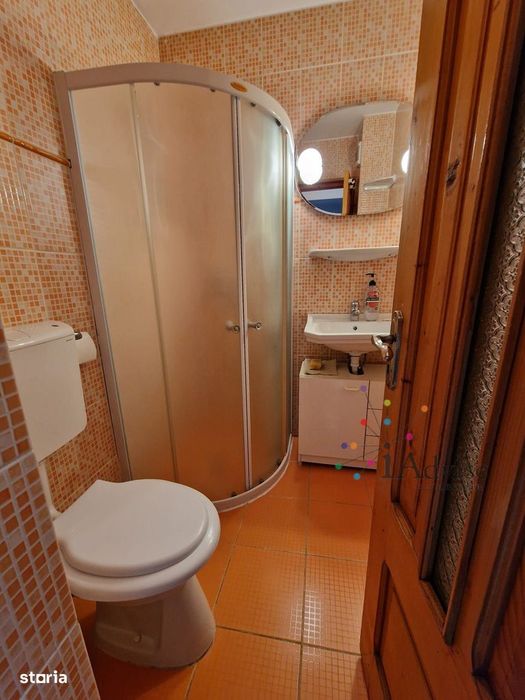 Apartament spațios, decomandat, în cartierul Noua