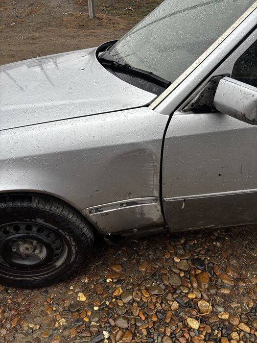 Мерседес 124 Е230 Автомат