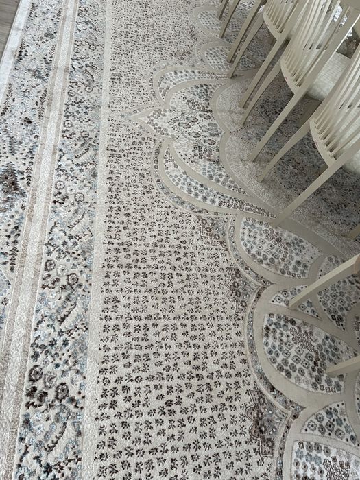 Срочно Продам ковер новый 6* на 4